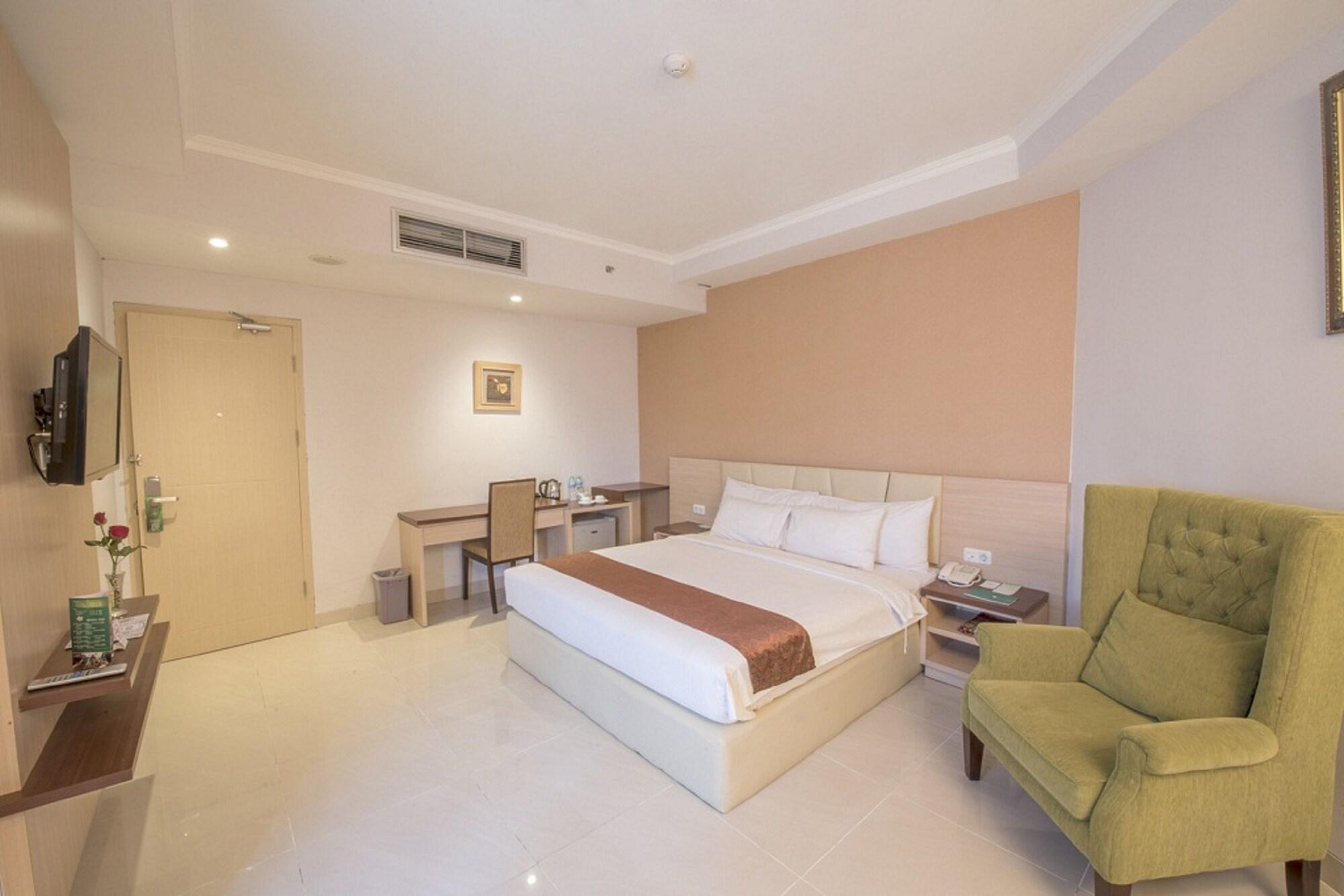 Lorin Syariah Solo Hotel Exteriér fotografie