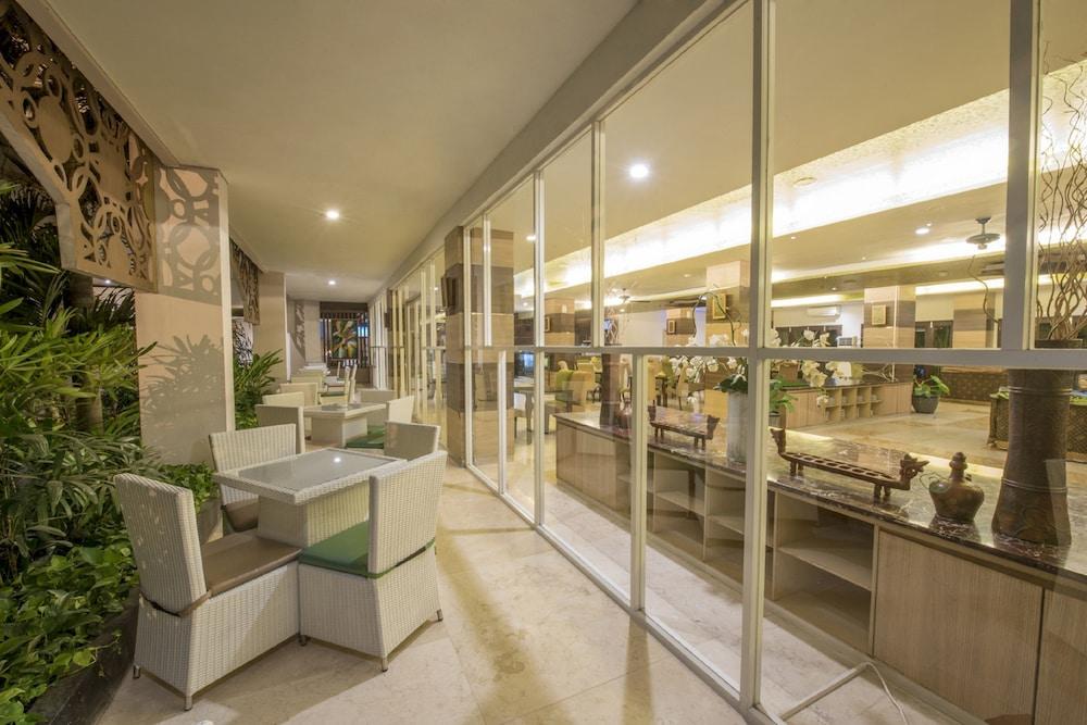 Lorin Syariah Solo Hotel Exteriér fotografie