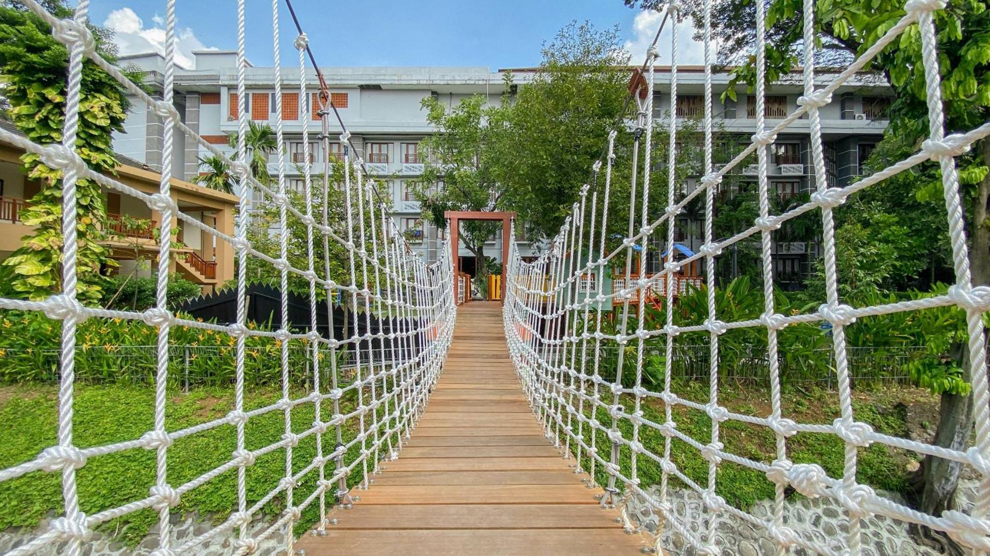 Lorin Syariah Solo Hotel Exteriér fotografie