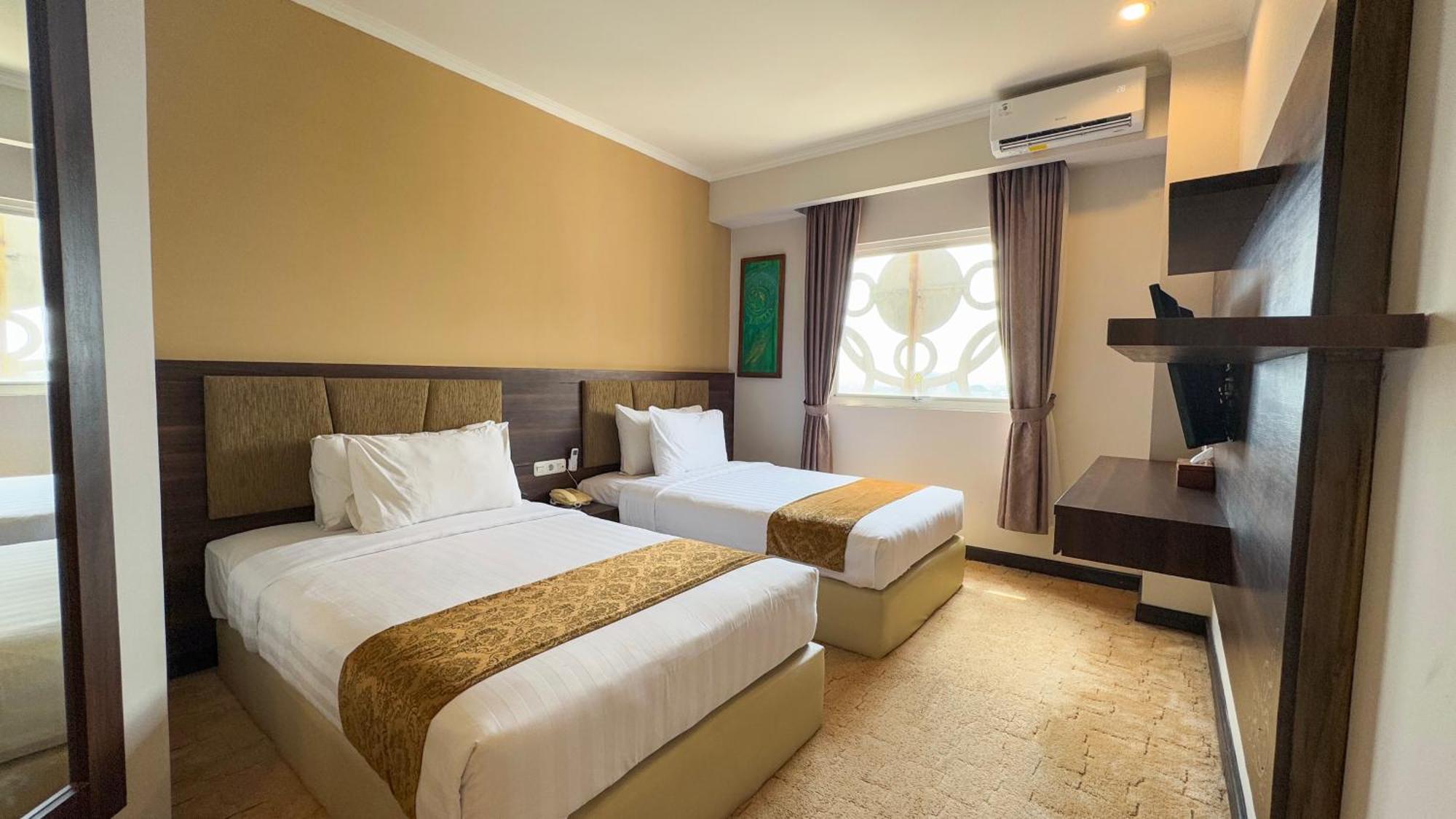 Lorin Syariah Solo Hotel Exteriér fotografie