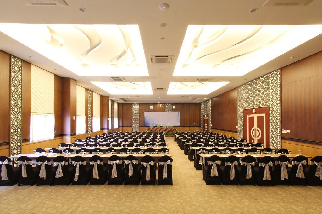 Lorin Syariah Solo Hotel Exteriér fotografie