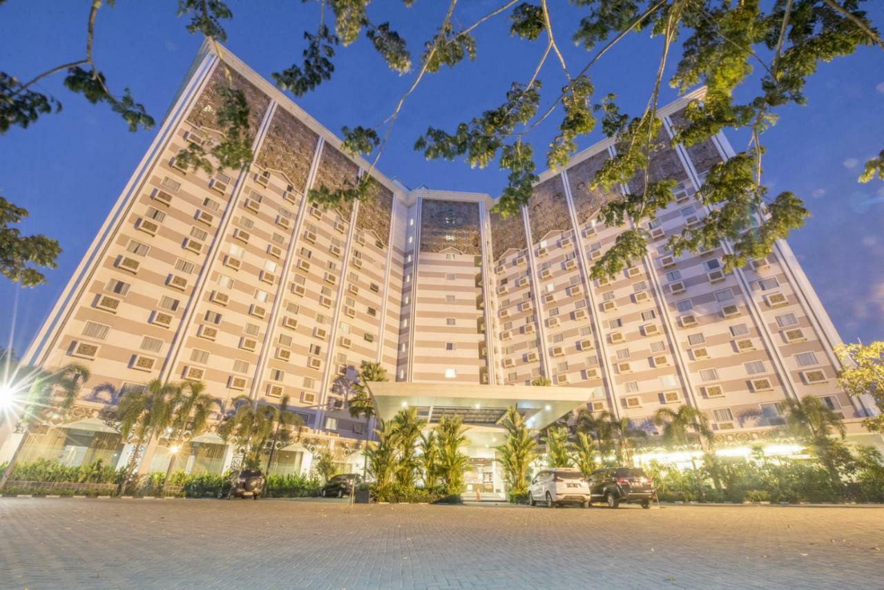 Lorin Syariah Solo Hotel Exteriér fotografie