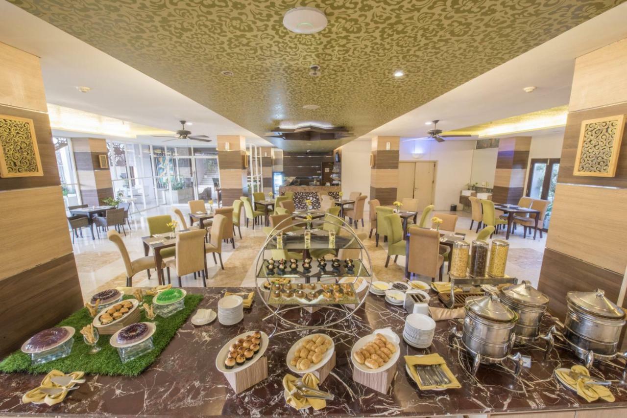 Lorin Syariah Solo Hotel Exteriér fotografie